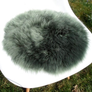 seat cover / pad made out of natural lambskin / sheepskin colour fir green 40cm