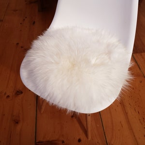 Housse de siège en peau de mouton blanc naturel environ 40 cm ronde image 2