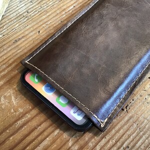 Handytasche iPhone XS MAX aus echtem Leder im used Style Bild 3