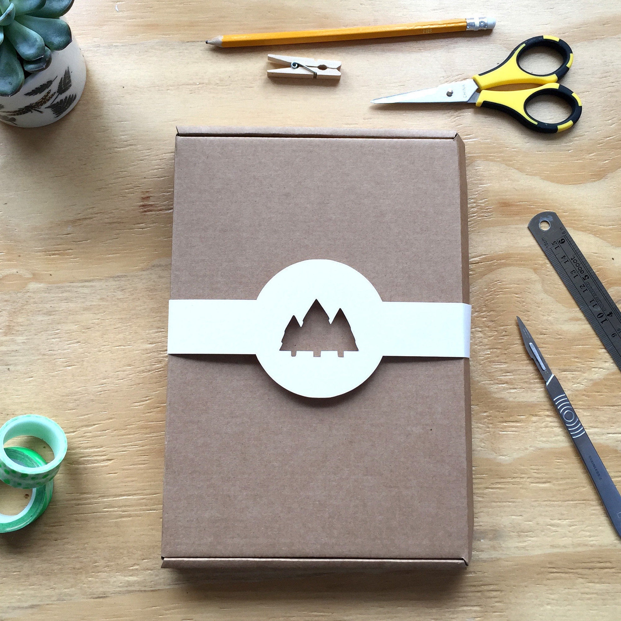 DIY craft kit paper cutting no tools