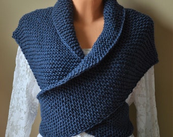 Hand Knitted  Shawl, OUTLANDER Style Wool Shawl, Chunky Shoulder Wrap, Knit Wool Scarf, Triangular Shawl