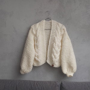 Chunky Knit Cardigan, Cropped Chunky Sweater, Oversized Hand Cable Knitted  Jumper, Open Style, Jacket, Sweater Women's Cozy, Ecru Sweater