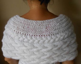 Cable Knitted Shawl Capelet Wedding Shrug Poncho Neck Warmer  White