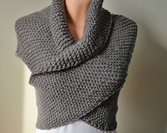 Châle tricoté à la main, châle en laine de style OUTLANDER, châle épais, couleur au choix, écharpe en laine en tricot, châle triangulaire
