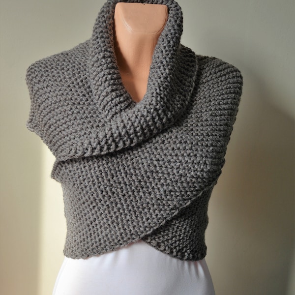 Hand Knitted  Shawl, OUTLANDER Style Wool Shawl, Chunky Shoulder Wrap, Choose Color, Knit Wool Scarf, Triangular Shawl