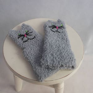 Crocheted Fingerless Mittens Gloves Grey Cats Handmade Gloves Animal Gloves image 8