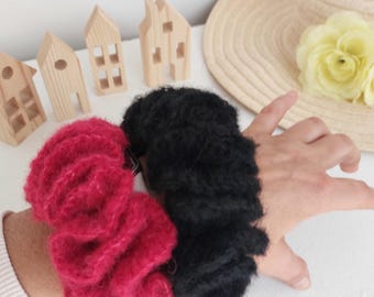 Handmade Crochet Scrunchie – 100% Cotton Hair Tie or Bracelet / Eco-Friendly Hair Accessory / Sustainable Gift