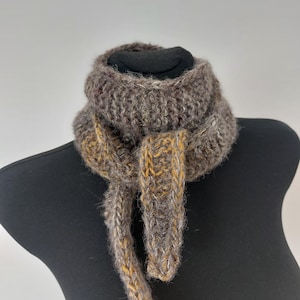 Hand-Knitted Sophie Scarf – Mini Neck Warmer – Soft Alpaca & Silk Blend – Brown Boho Style – Lightweight Skinny Scarf – Gift for Her