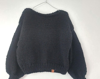 Suéter grueso tejido a mano, suéter corto de punto para mujer, suéter de punto negro extragrande, acogedor y único, suéter grueso de regalo para ella