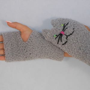 Crocheted Fingerless Mittens Gloves Grey Cats Handmade Gloves Animal Gloves image 3