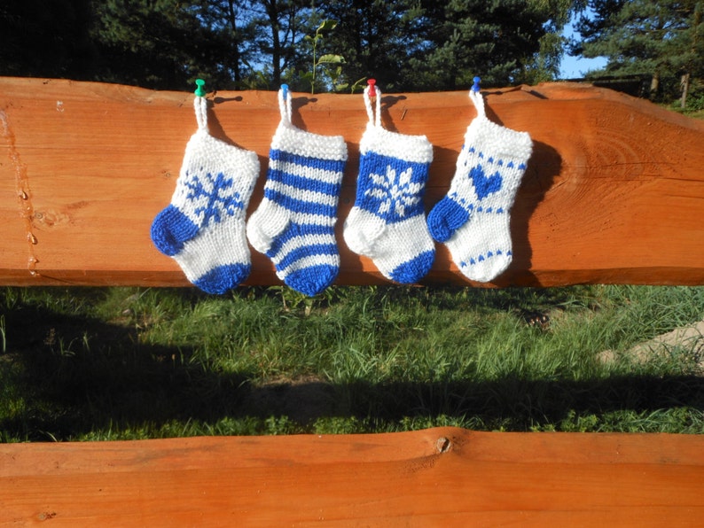 Mini Christmas Stockings Hand Knitted Set of 4 Christmas Gift Christmas Decoration Stocking Ornament