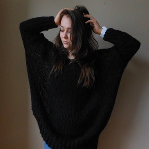 Oversizowy sweter z dzianiny plus size Tunika Loose Knit Damski sweter czarny image 2