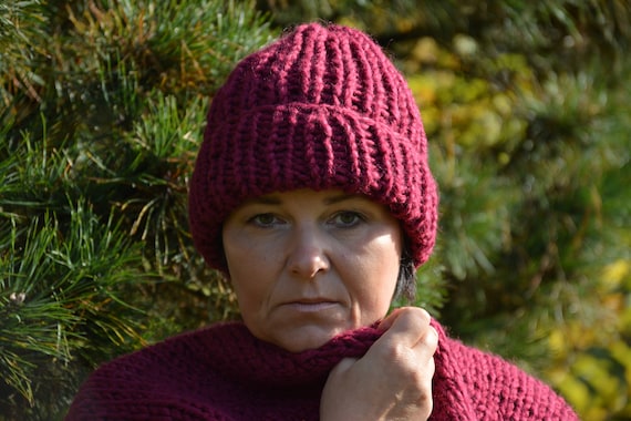 Womens Chunky Alpaca Beanie Skully Hat Handmade Knit Unisex Burgundy Men Red M/L Womens Chunky Alpaca Beanie Skully Hat Handmade Knit Unisex  main image 3