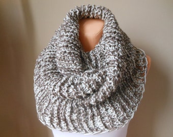 Knitted Infinity Scarf, Cowl, Neck Warmer Beige/Cream Chunky Wrap, Hand Knitted  Wool Shawl