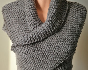 Hand Knitted  Shawl, OUTLANDER Style Wool Shawl, Chunky Shoulder Wrap, Choose Color, Knit Wool Scarf, Triangular Shawl