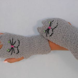 Crocheted Fingerless Mittens Gloves Grey Cats Handmade Gloves Animal Gloves image 2