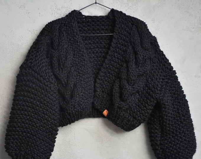 Chunky Knit Cardigan, Cropped Chunky Sweater, Oversized Hand Cable Knitted  Jumper, Open Style Black Sweater Women's Cozy, Alpaca Sweater