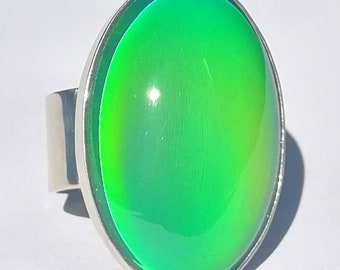 Silver Mirror of Beauty - Mood Ring - 30x20 mm - Sterling Silver 925