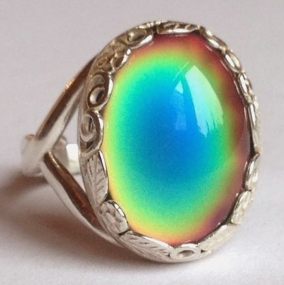 Silver Blossom of Light - Mood Ring - Adjustable - 18x13 Mm