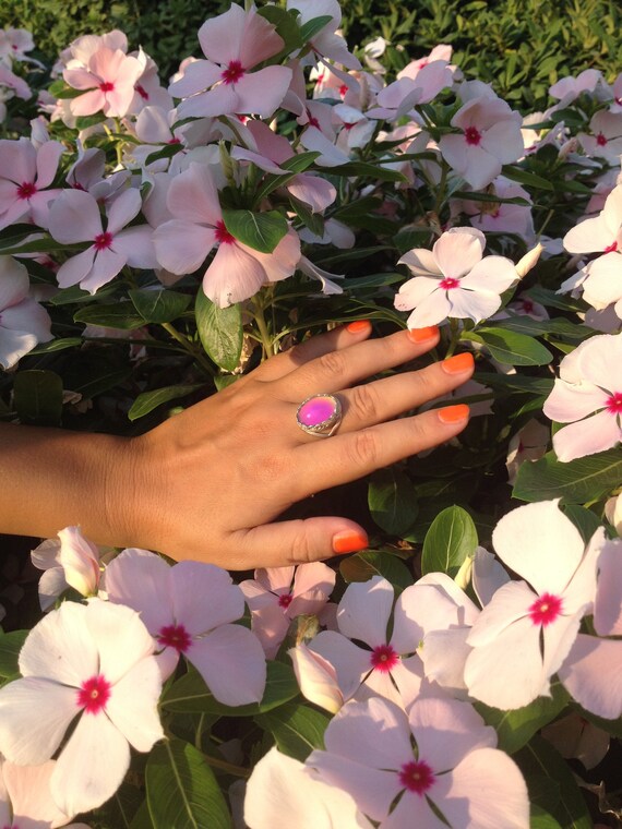 Silver Blossom of Light - Mood Ring - Adjustable - 18x13 Mm
