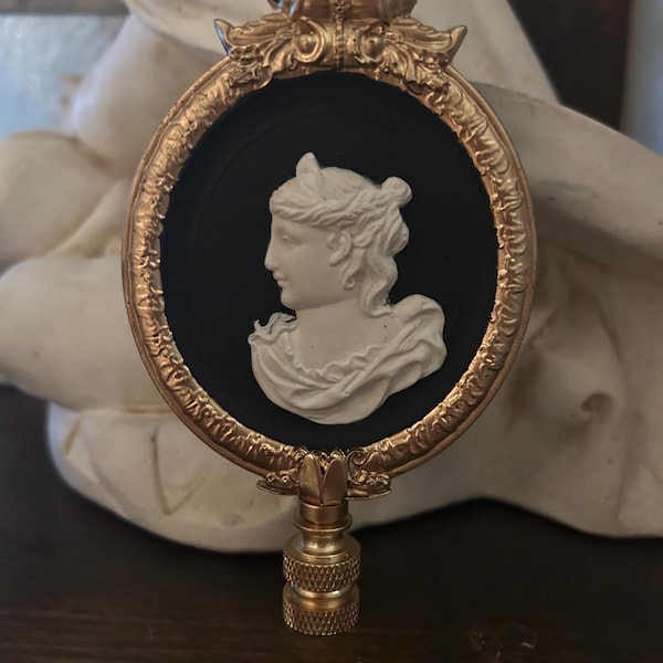 French Cameo Intaglio Lamp Finial Black Decorative Lighting Accessory 4” Tall
