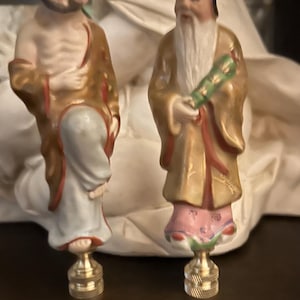 A Pair Of Exquisite Vintage Hand Painted Porcelain male Figural Lamp Finials Asian Decorative Lighting Accessories