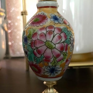 Chinoiserie Asian Porcelain Snuff Bottle Lamp Finial Decorative Lighting Accessory