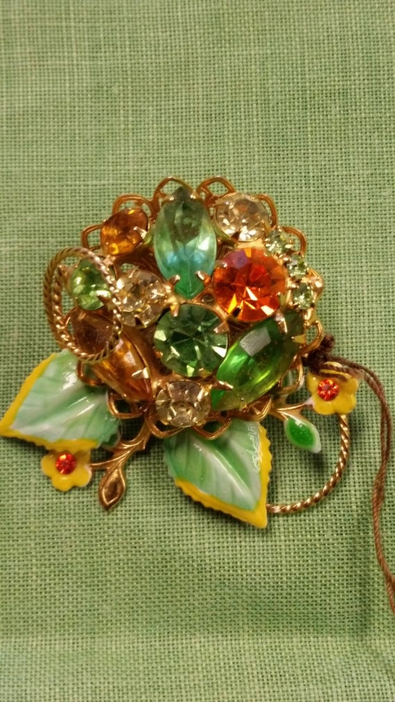 Spring Green Floral Pin with Glitz