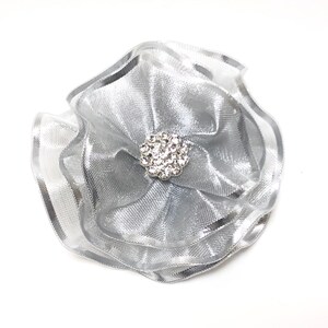 Metallic Silver Magnetic Brooch, Silver Flower Corsage Pin afbeelding 4