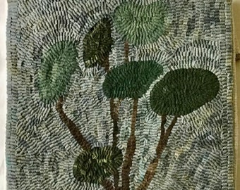 Baum auf Hügel Teppich Hakenset