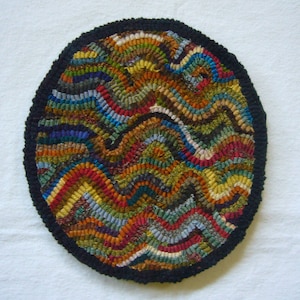 Round Hooked Rug 