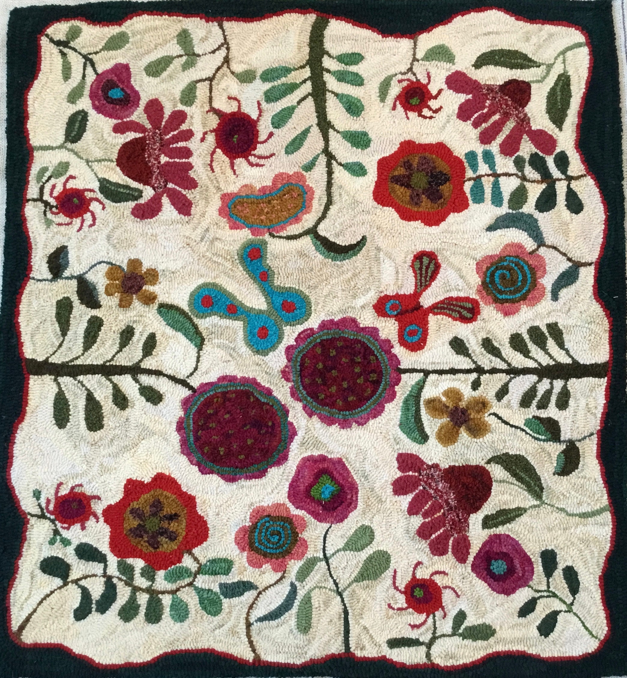 Ava's Blossoms Vermont Folk Rugs Rug Hooking Pattern on Etsy UK