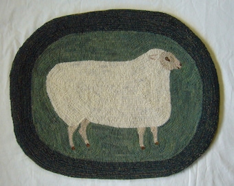 Oval Sheep   Rug Hooking Kit