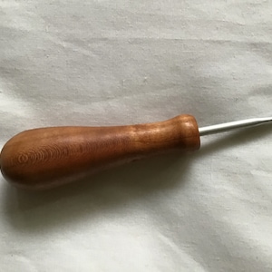 Medium Rug Hook