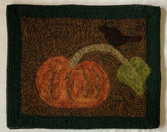 Pumpkin with Crow  Rug Hooking Kit