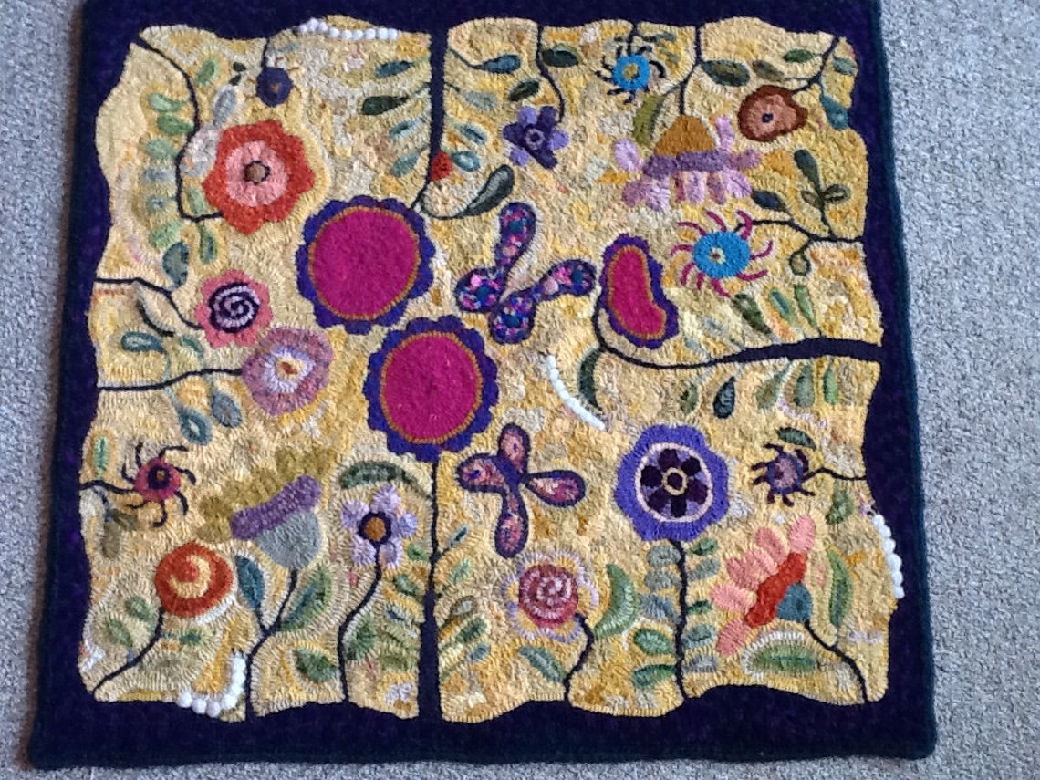 Ava's Blossoms Vermont Folk Rugs Rug Hooking Pattern on Linen Etsy
