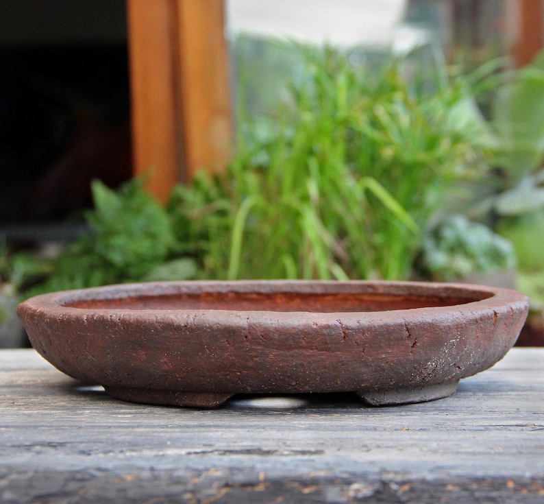Handmade unglazed ceramic round red clay bonsai pot, shallow rustic succulent planter wildplant cactus pot, exhibition bonsai tree pot