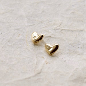 Ripple Heart Studs Solid Gold Heart Studs 14k Gold Earrings Gold Heart Earrings Small Gold Earrings image 3