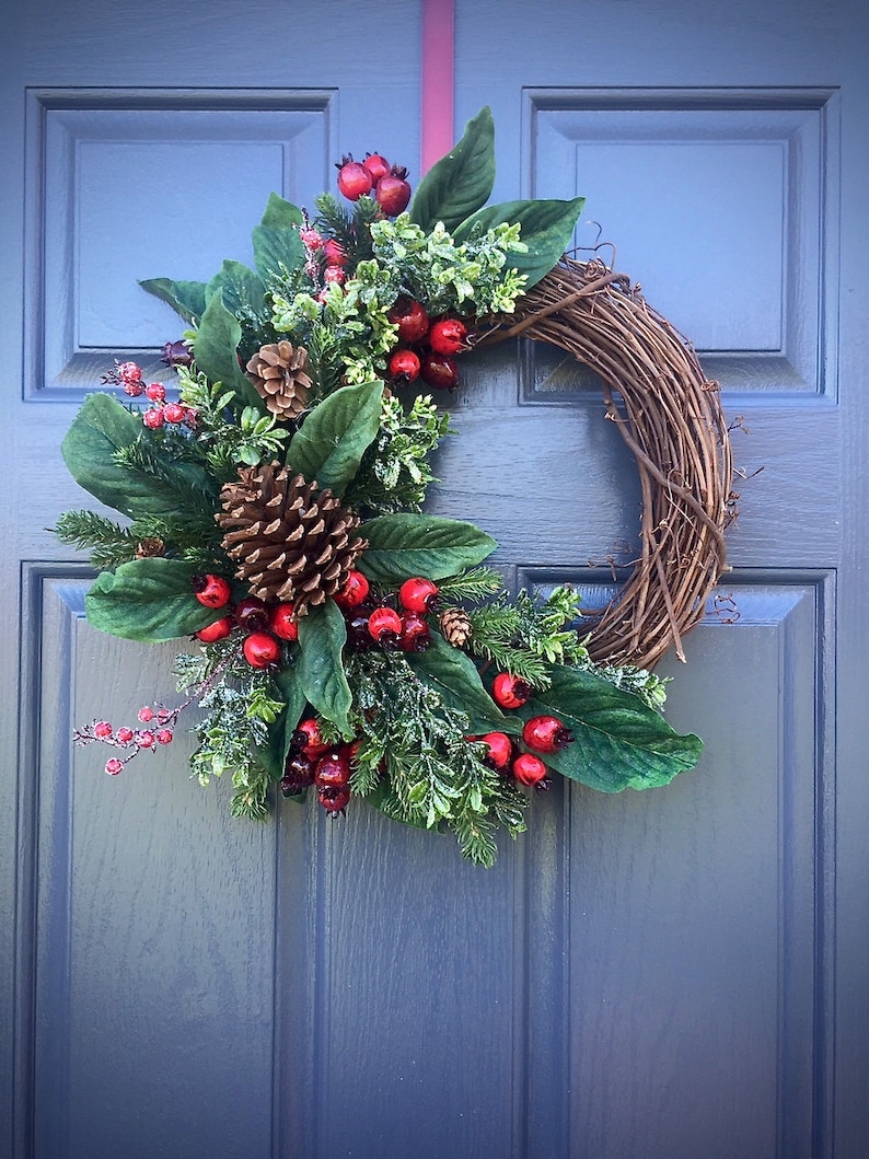 PInecone Wreaths Winter Door Wreaths Green Red Winter Etsy