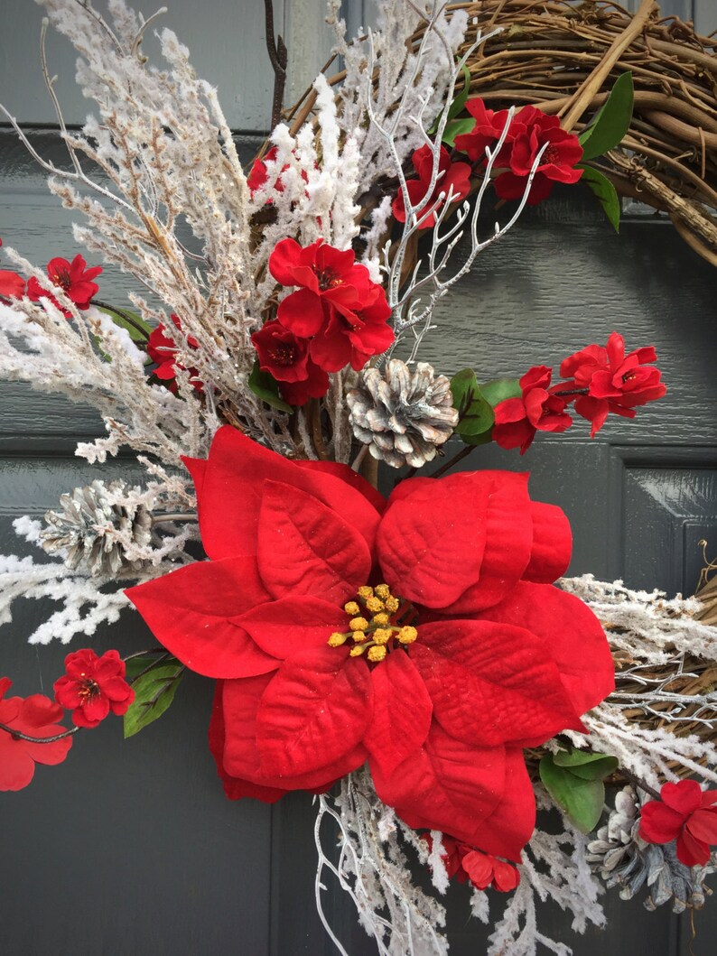 Poinsettia Wreath Christmas Wreaths Christmas Poinsettias Etsy