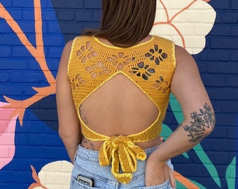 Open Back Peek A Boo Daisy Crochet Pattern