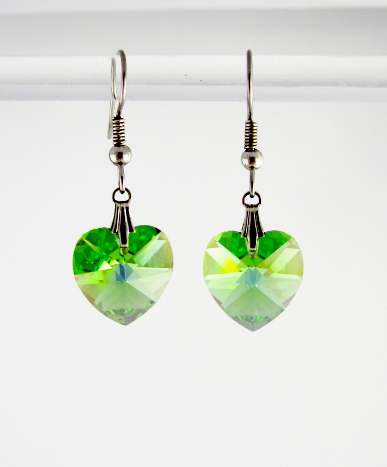 ピアス Baby Heart Green Earrings Green Heart Earrings on Sterling Silver 925, Green Earrings