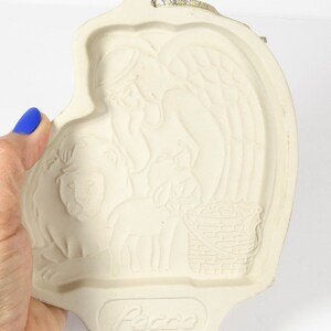 1993 Longaberger Cookie Mold Pottery Cookie Mold - Longaberger Peace Holiday Cookie Mold