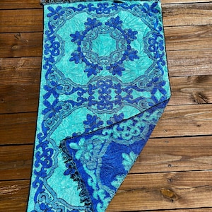 Fabulous 1960s-1970s Bath Towel Blue Reversible Bath Towel Vintage Bath Towel Vintage Towel