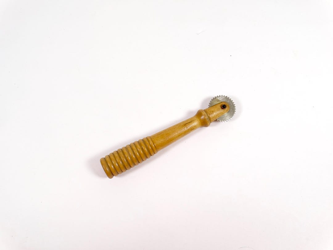 Pattern Marking Wheel Vintage Pattern Tracing Tool Wood Handled Pattern Wheel Vintage Sewing ...