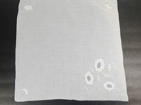 Madeira Embroidery Handkerchief - Brides Handkerc… - image 2