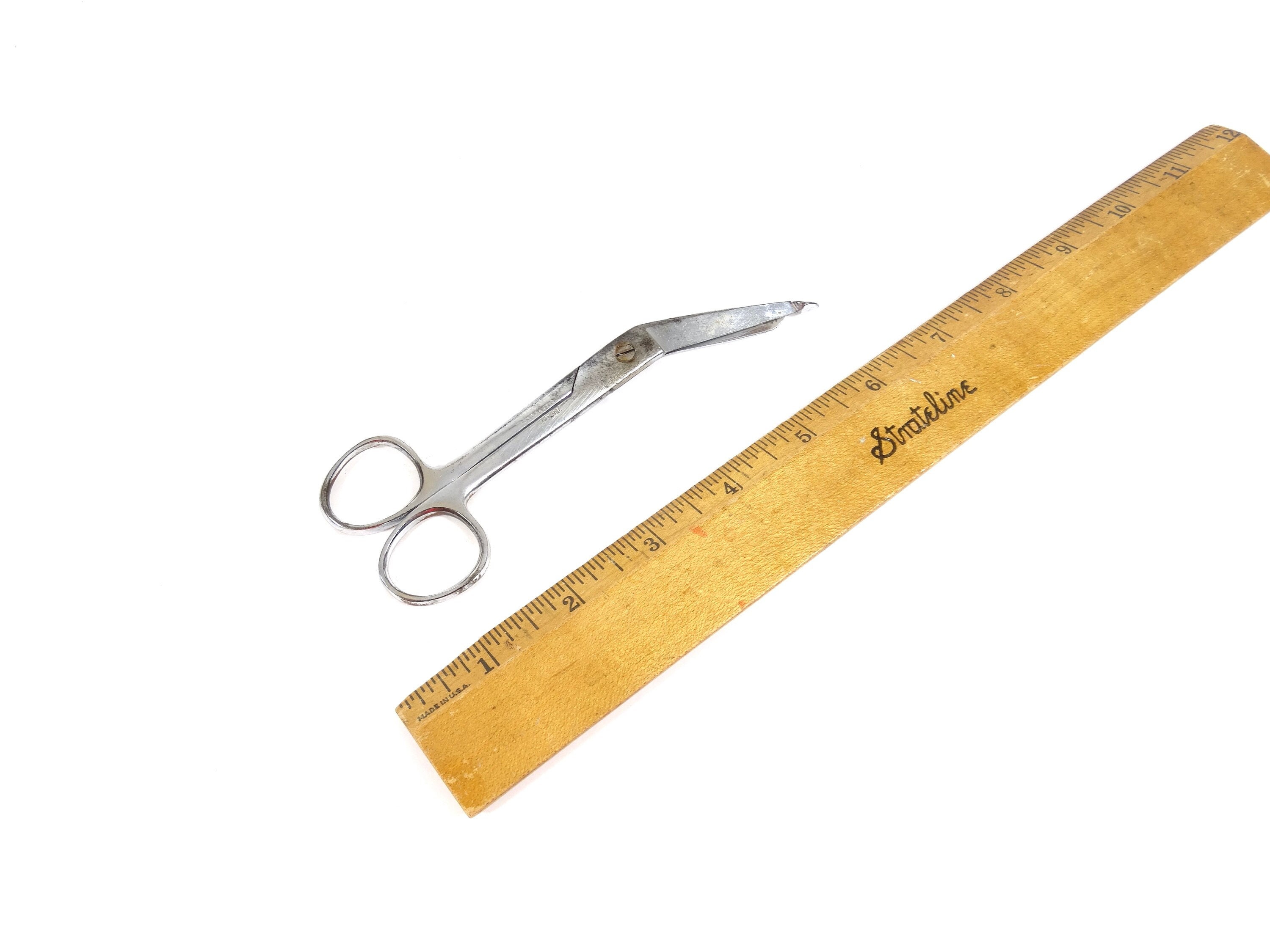 Stainless Steel Bandage Scissors Suitable for First Aid Kits 