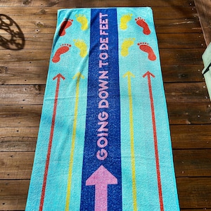 Vintage Funny Beach Towel Vintage Down to De Feet Beach Towel Reversible Beach Towel Stevens Tastemaker Pool Towel