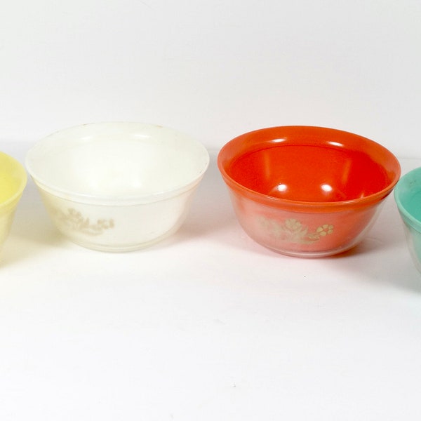 1950s Insulated Bowls - Set of 4 Kids Bowls Glamping Cereal Bowls Midcentury Kitchen Midcentury Kids