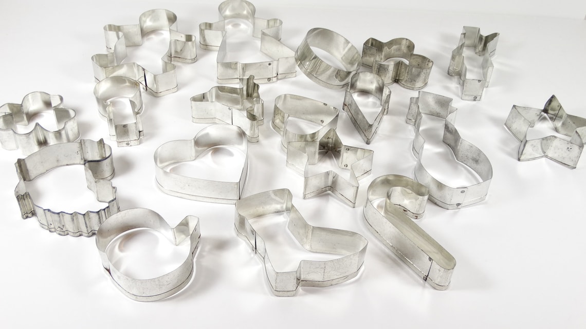 Vintage Metal Cookie Cutters Set of 17 Holidays Shapes Etsy